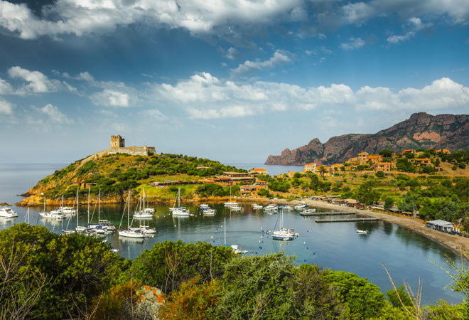 principale corse village de girolata reserve de scandola