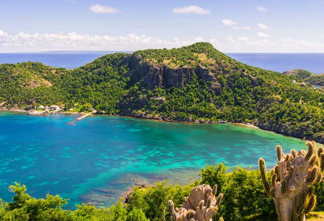 Croisiere en Guadeloupe escale en catamaran a terre de haut list 1